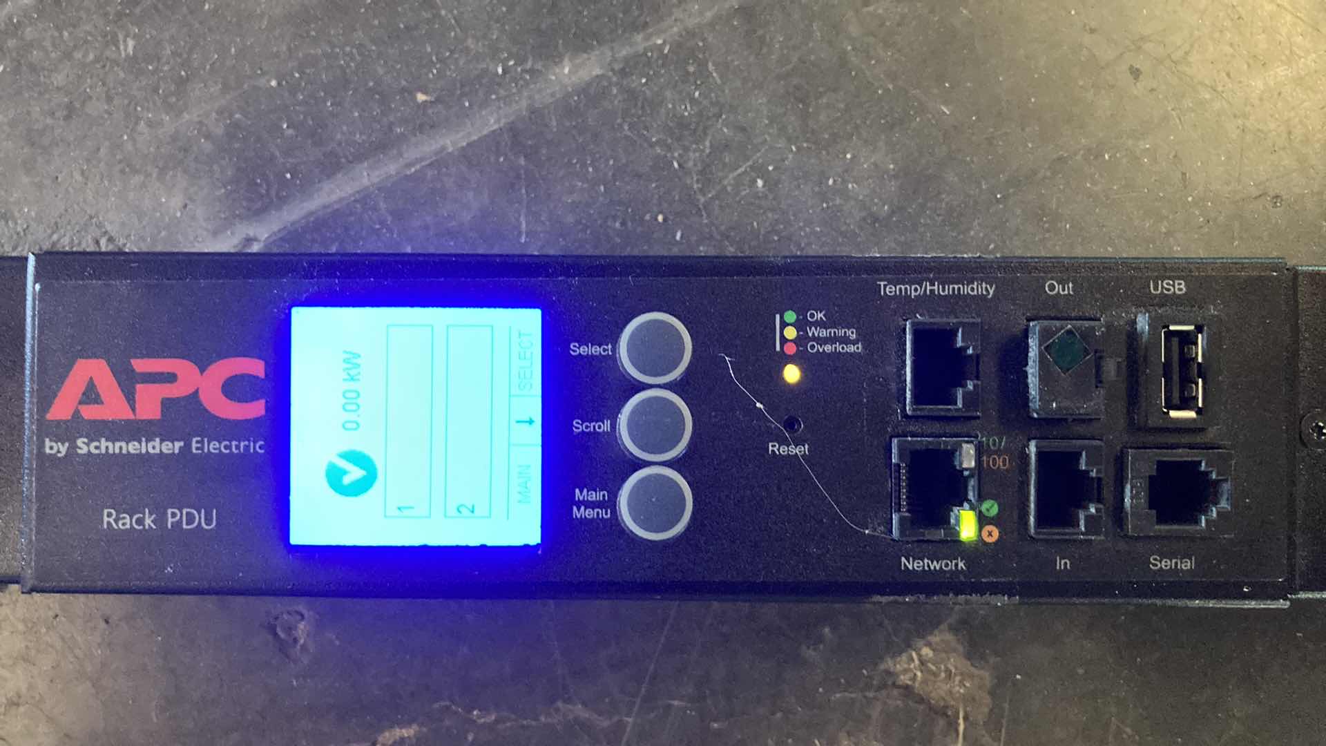 Photo 2 of SCHNEIDER ELECTRIC APC RACK POWER DISTRIBUTION UNIT MODEL AP8932 W 240 PLUG ADAPTER