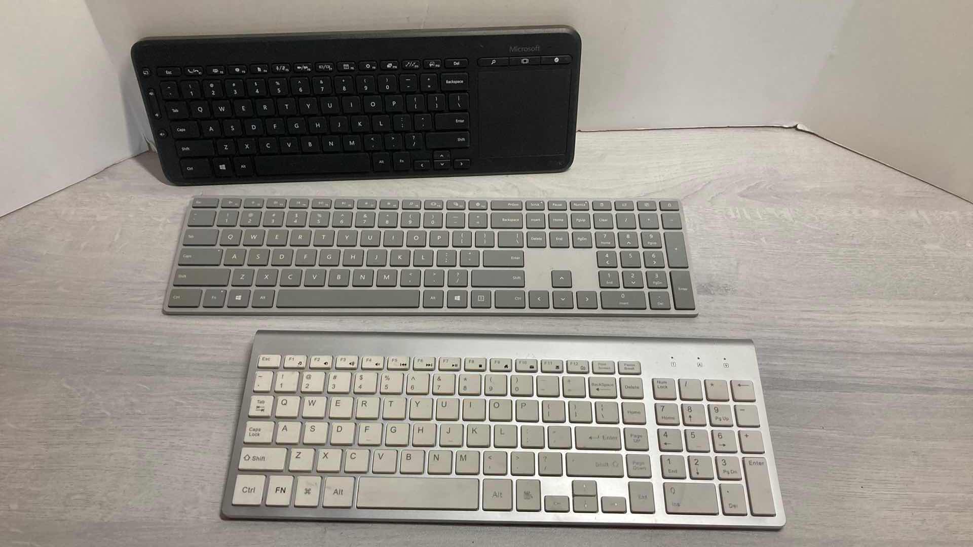 Photo 1 of CORDLESS COMPUTER KEYBOARDS (3)