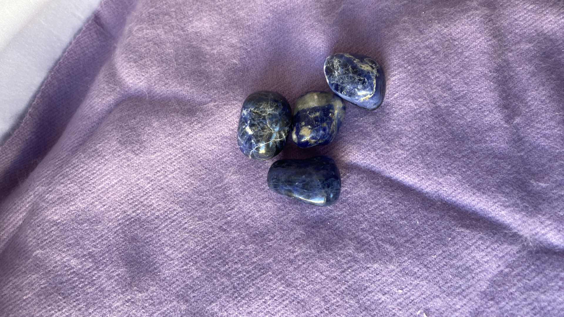 Photo 1 of SODALITE STONES