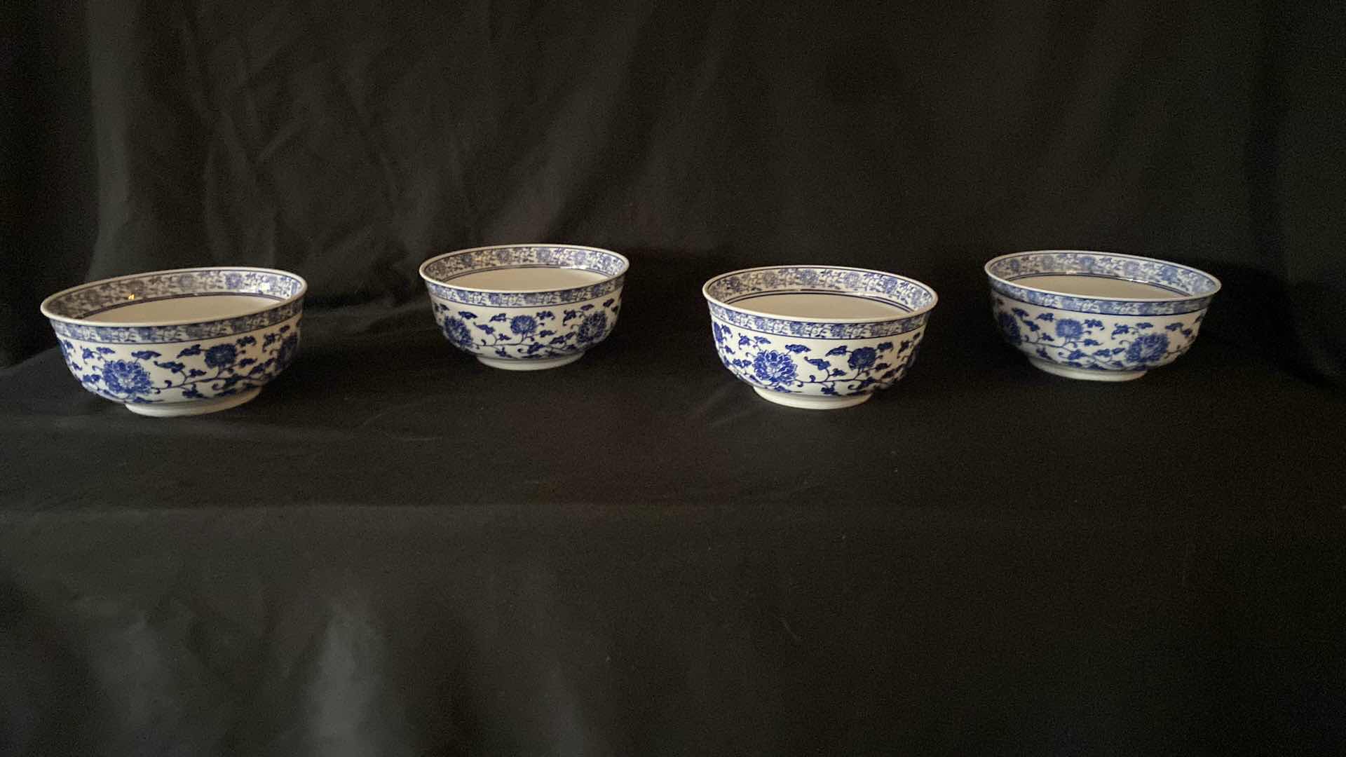 Photo 2 of BLUE AND WHITE CHINESE PORCELAIN BOWLS 
 X4