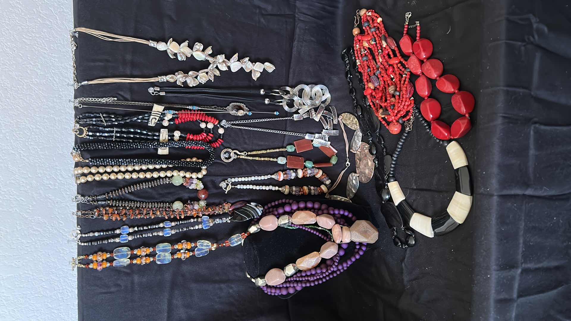 Photo 2 of VARIOUS STYLES OF COSTUME NECKLACES