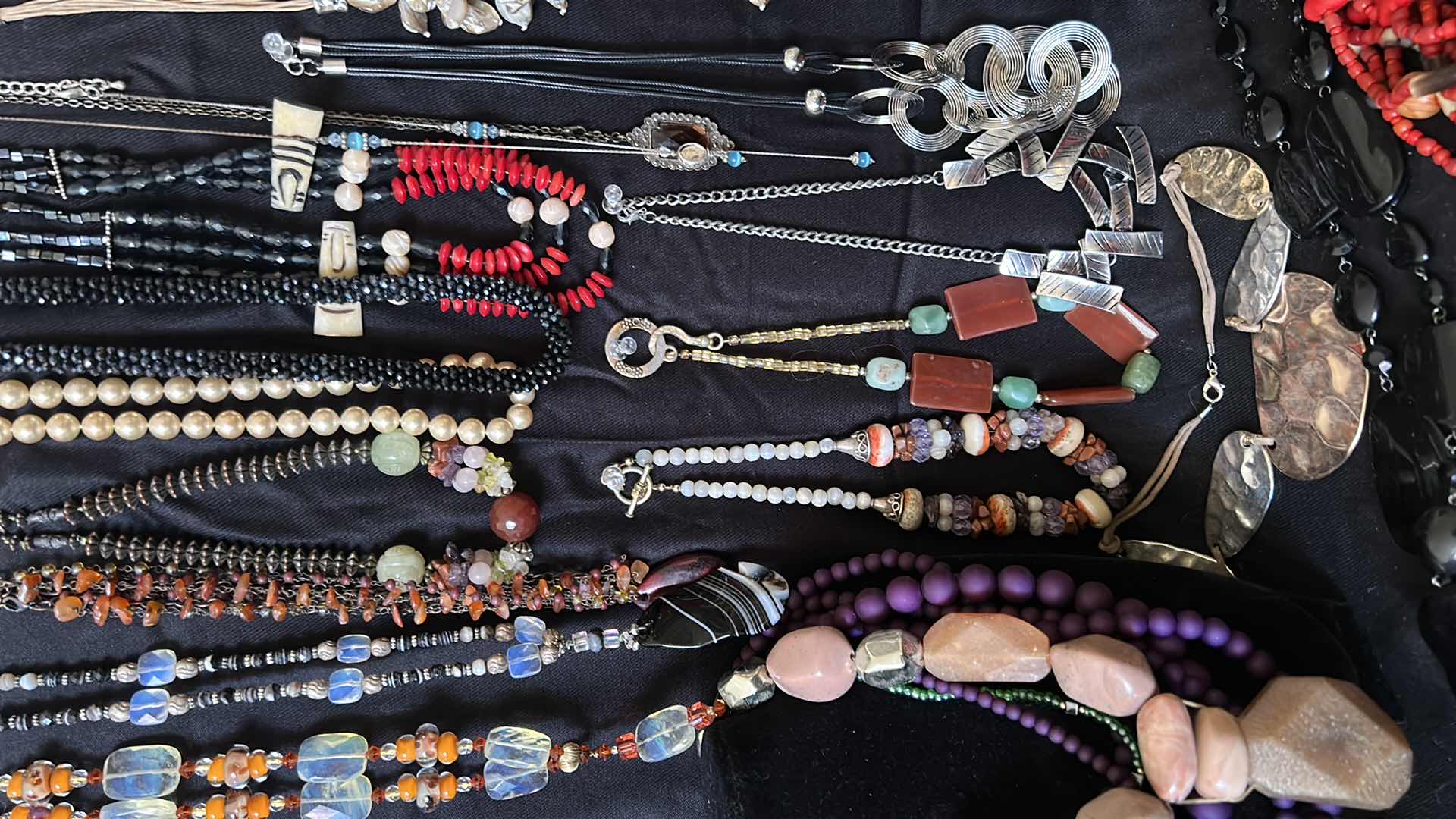 Photo 3 of VARIOUS STYLES OF COSTUME NECKLACES