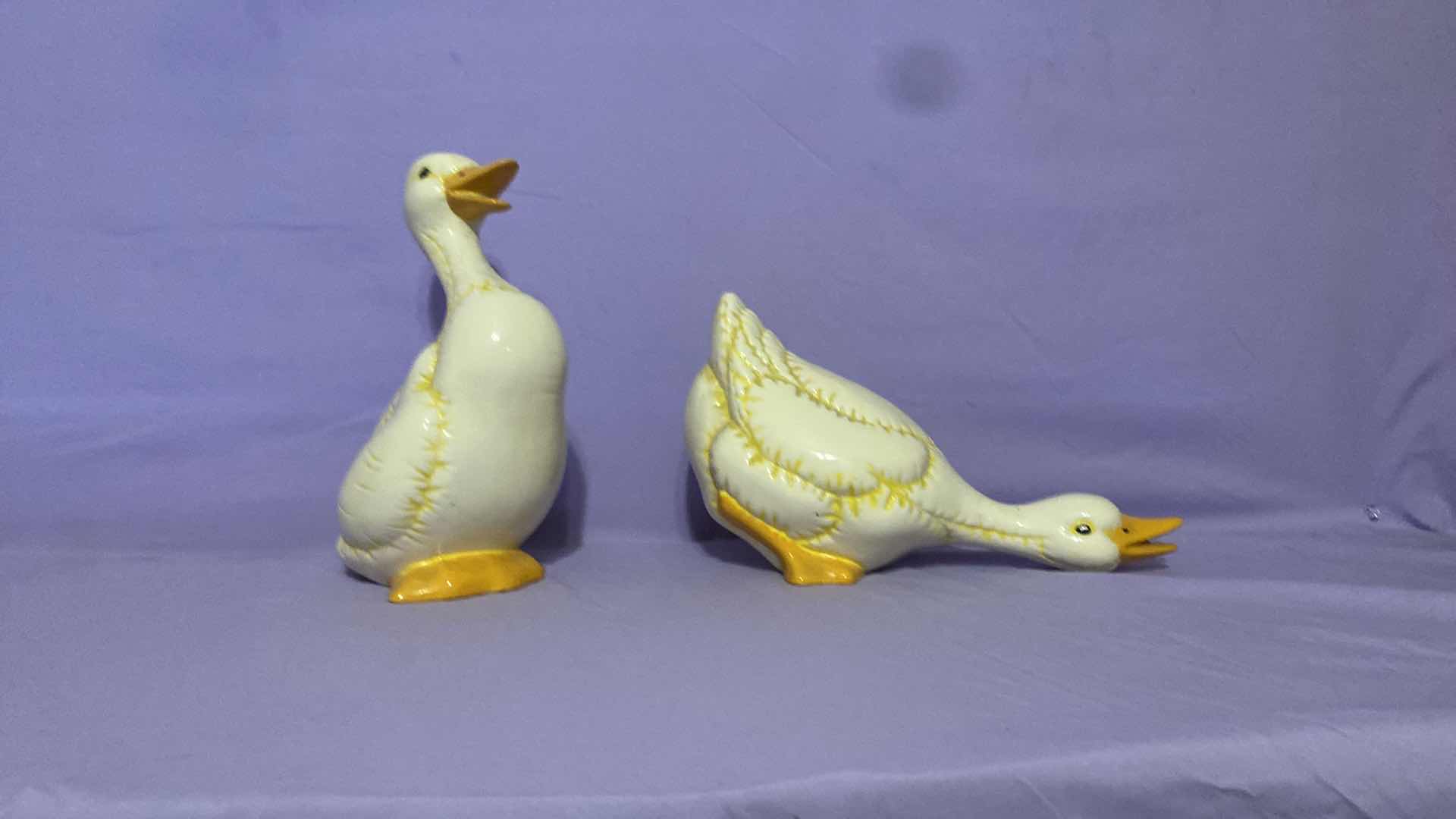 Photo 2 of 2 VINTAGE CERAMIC DUCKS