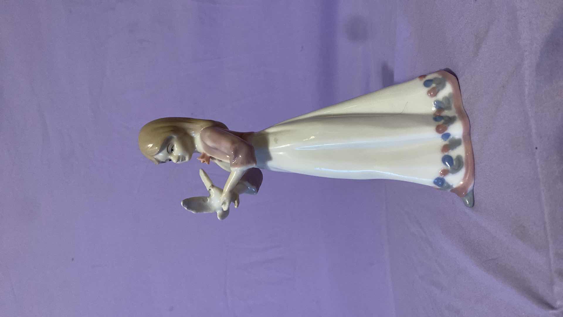 Photo 2 of CERAMIC GIRL HOLDING A DOVE