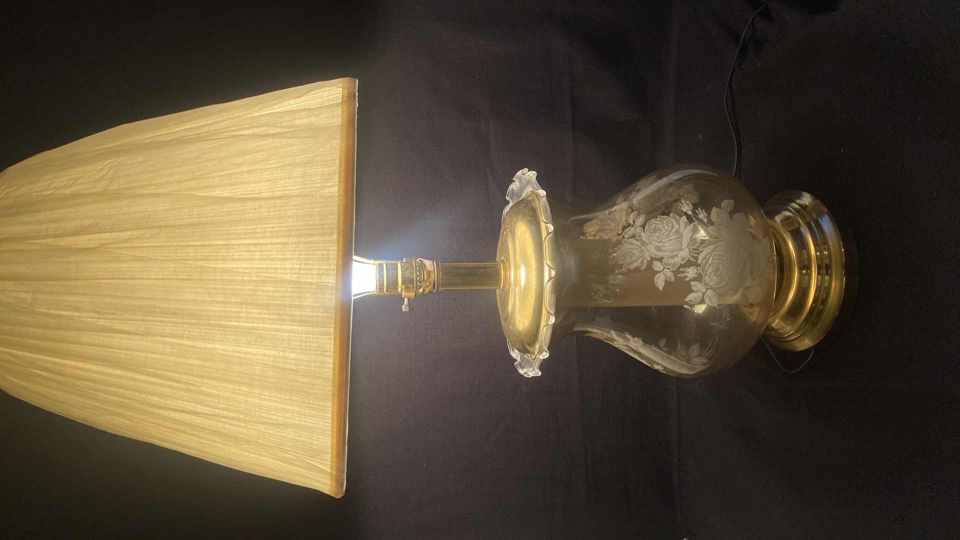 Photo 3 of LAMP WITH CLEAR BASE