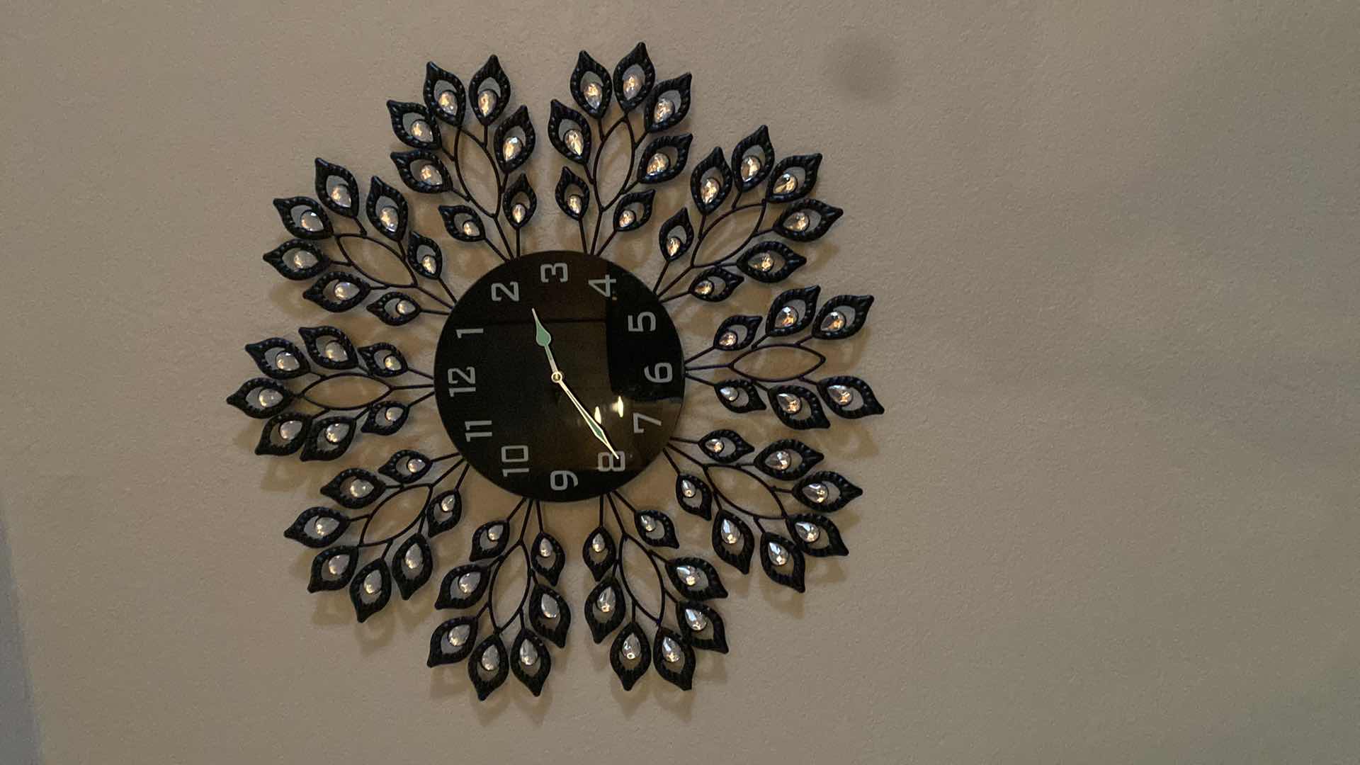 Photo 1 of DECORATIVE CRYSTAL LEAF METAL WALL CLOCK