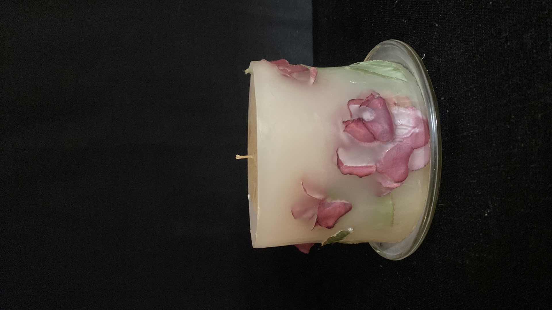 Photo 1 of DECORATIVE CANDLE