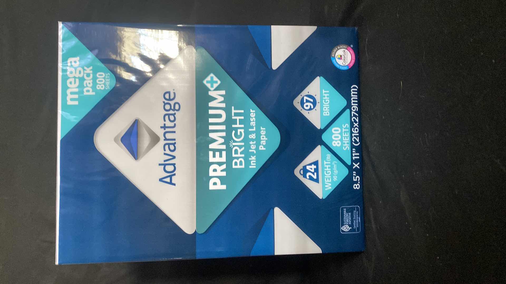 Photo 1 of ADVANTAGE PREMIUM PRINTER PAPER 
800 SHEETS