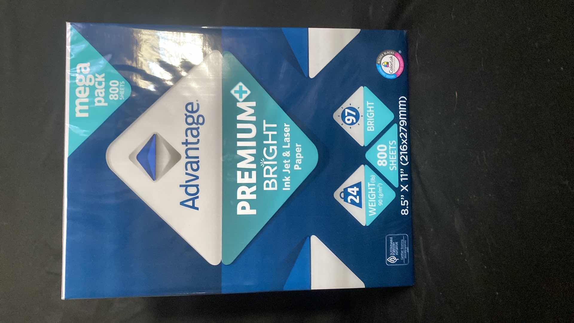 Photo 2 of ADVANTAGE PREMIUM PRINTER PAPER 
800 SHEETS