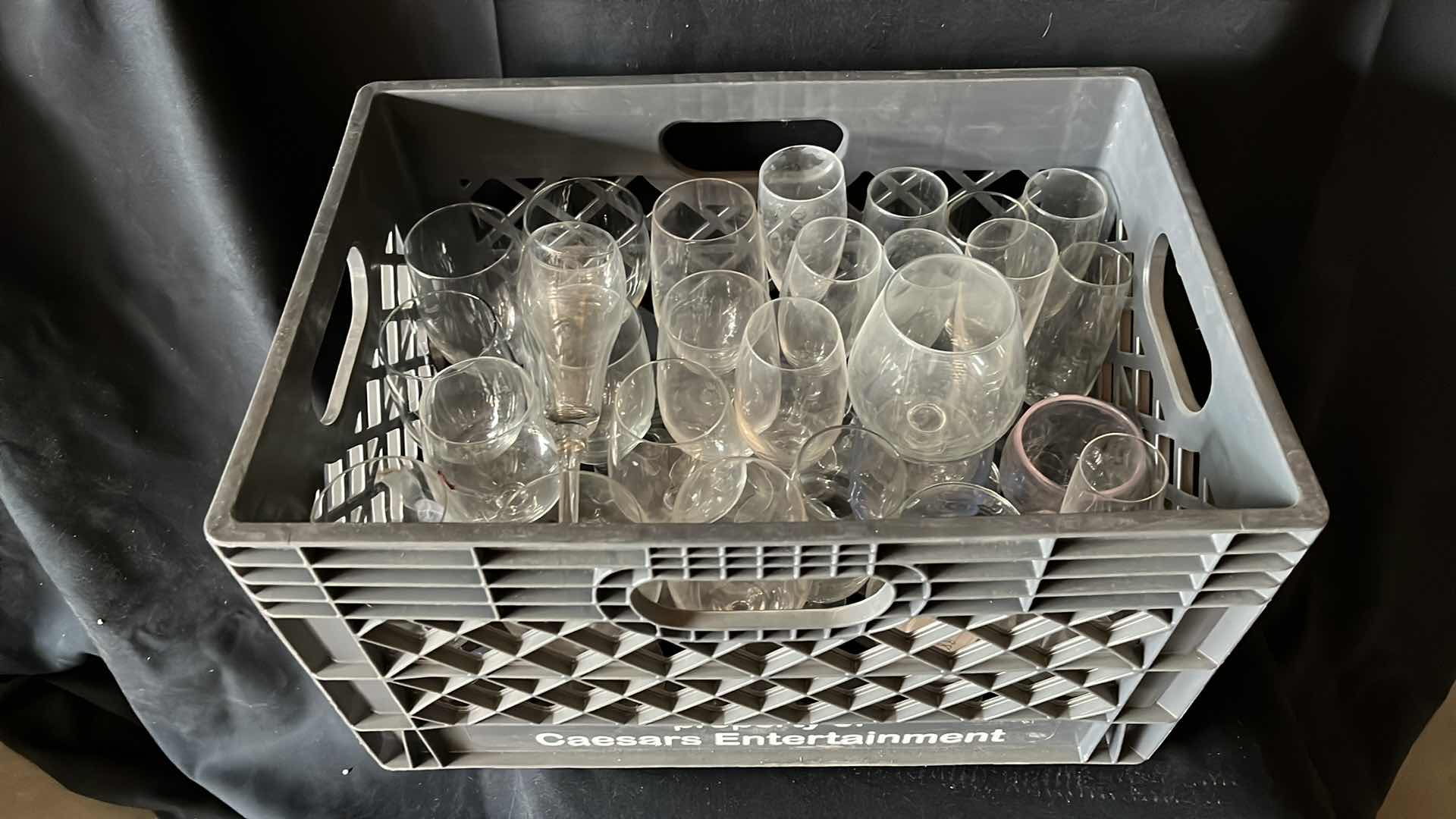 Photo 5 of WINE CHAMPAGNE GLASSES VARIOUS STYLES W CRATE (28)