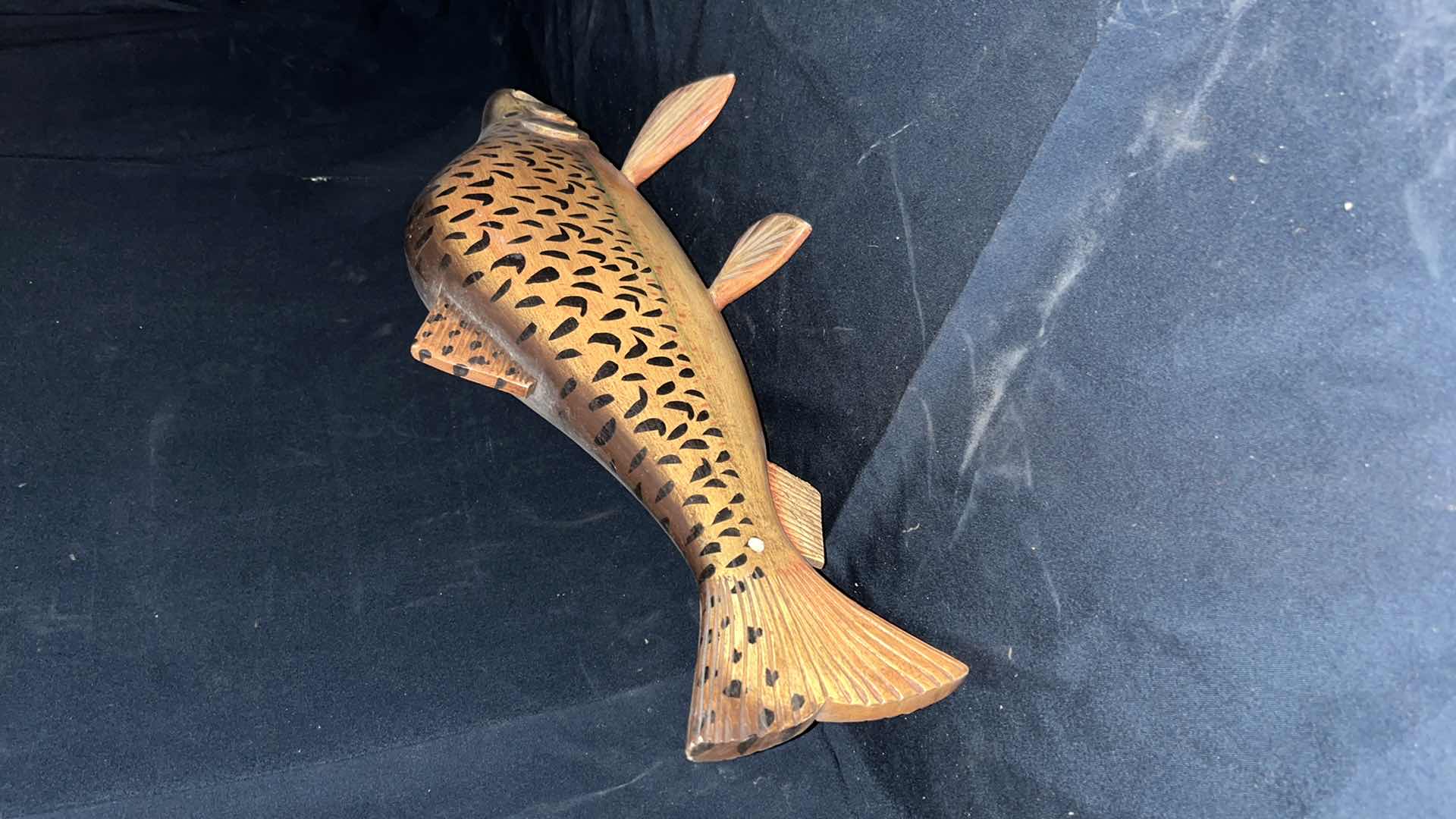 Photo 3 of VINTAGE WOOD FISH DECOR 24” X 9”