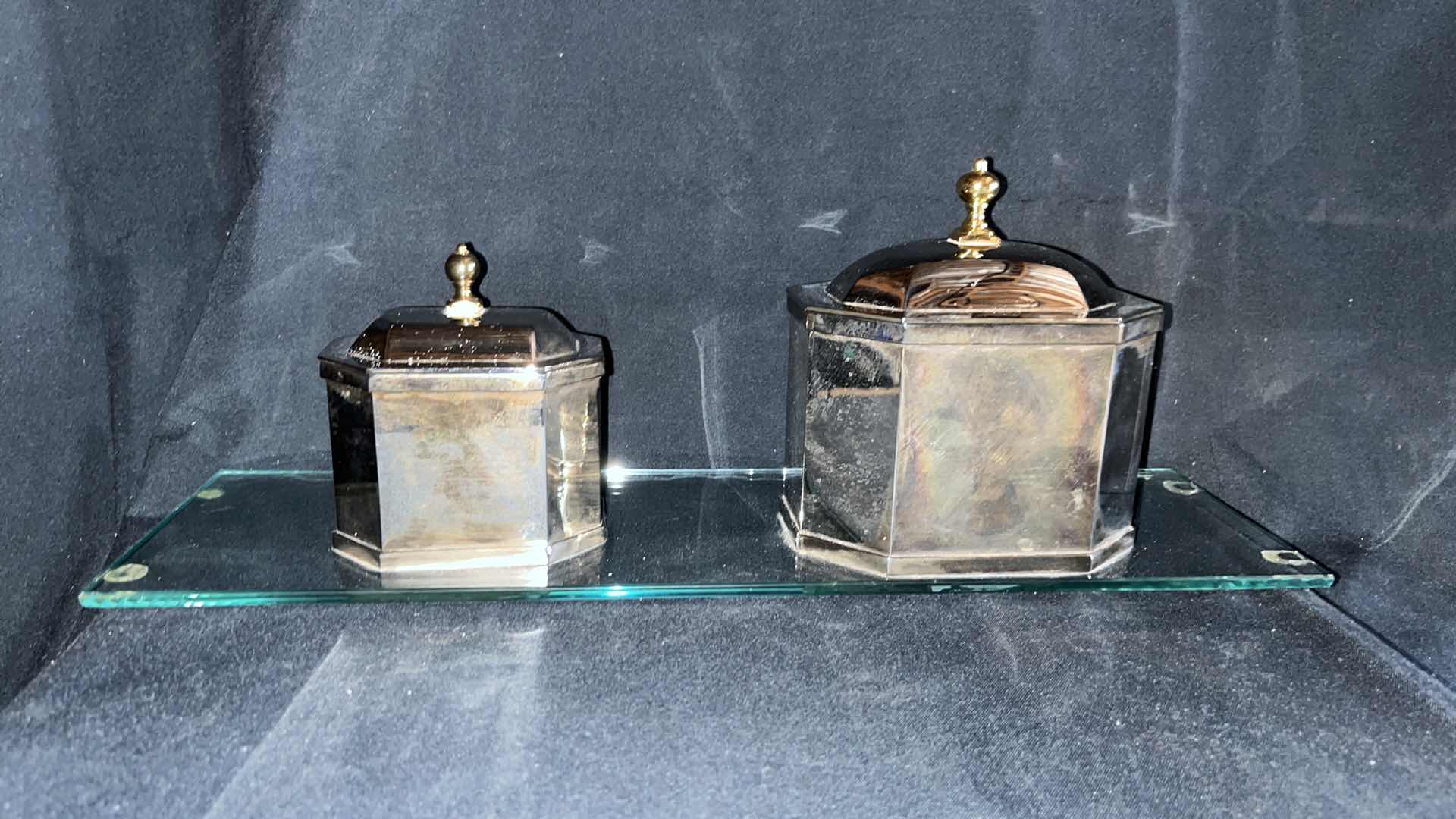 Photo 2 of VINTAGE LENNOX WILLIAMSBURG KIRK STIEFF SILVER PLATED HEART TRINKET BOXES (2) W ATTACHED GLASS 5.25” X 18.25” X 6.25”