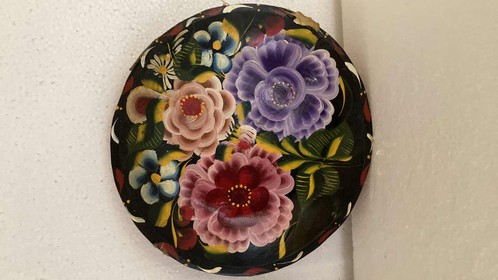 Photo 3 of MEXICAN HAND PAINTED FLORAL WOOD PLATES (3) 10”