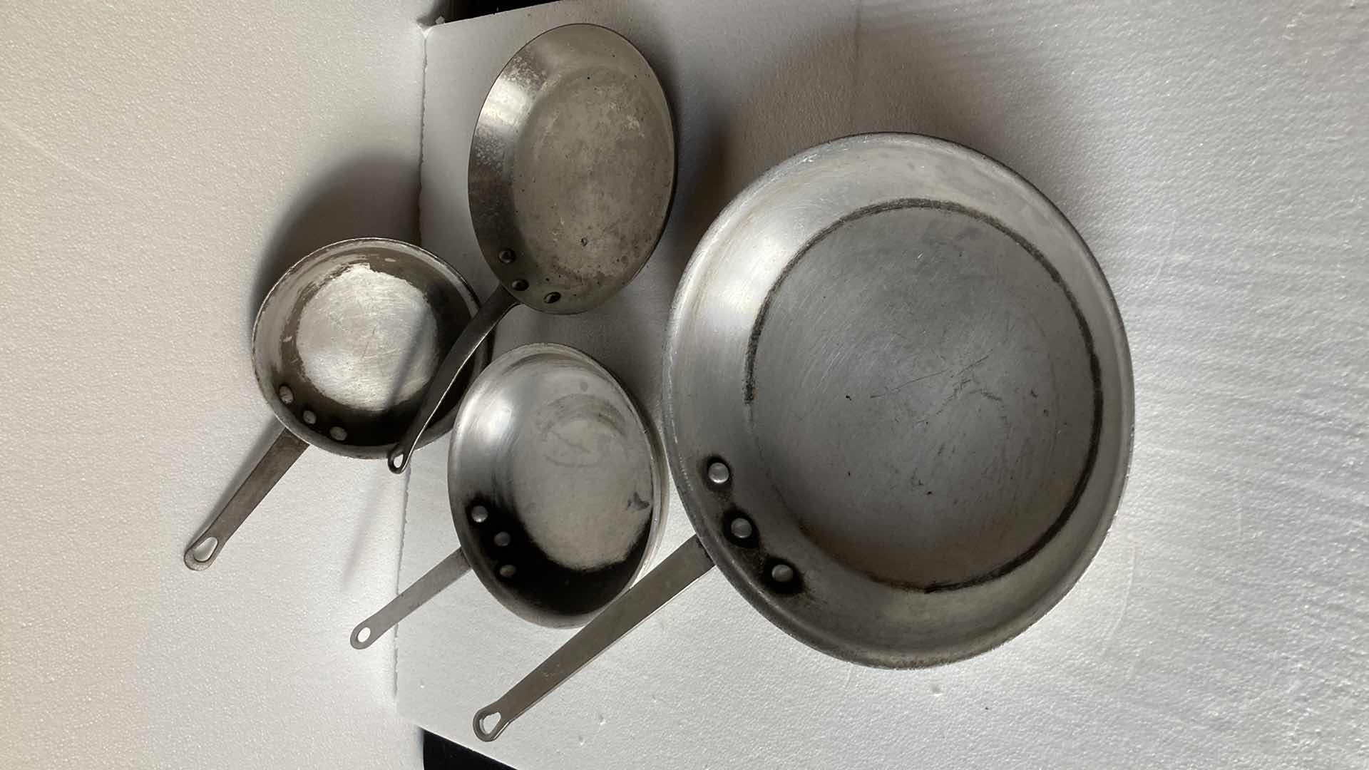 Photo 1 of COMMERCIAL KITCHEN STEEL SKILLET SET (4)