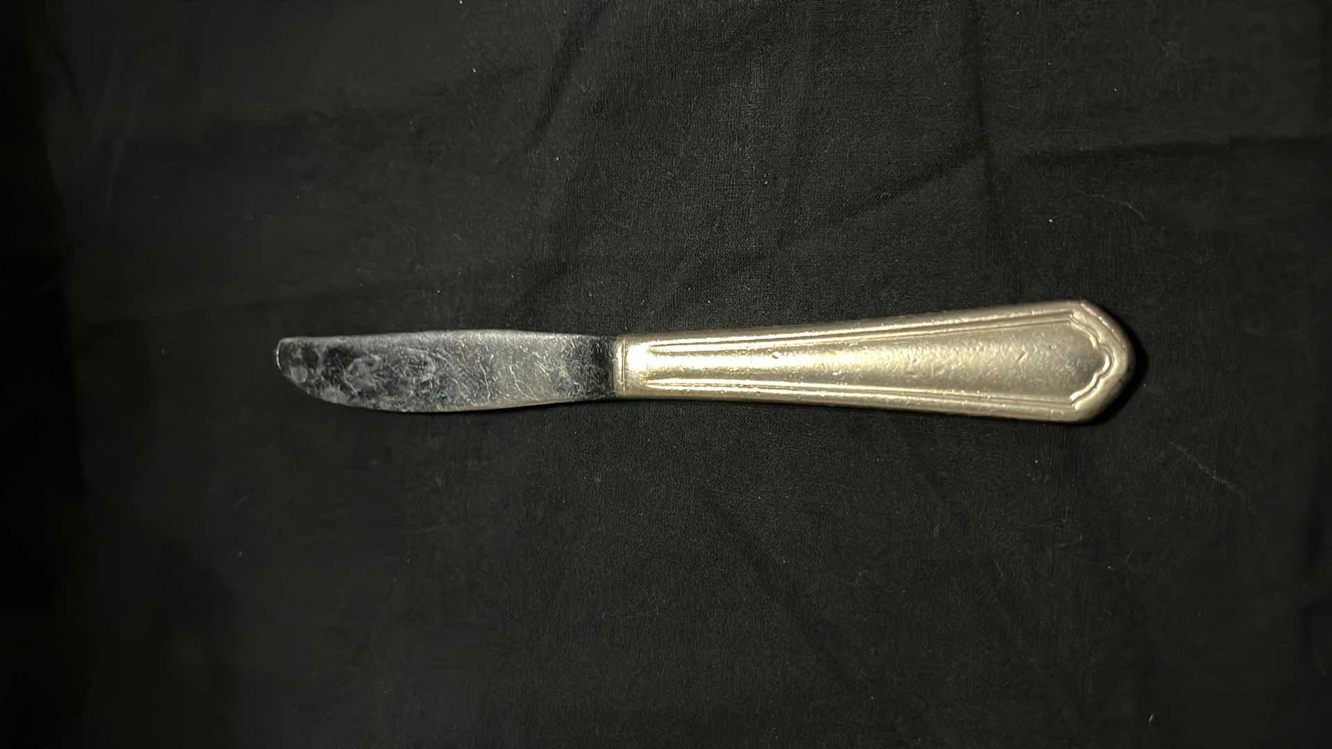 Photo 1 of FLATWARE, 7.25” BUTTER KNIVES (30 PCS)