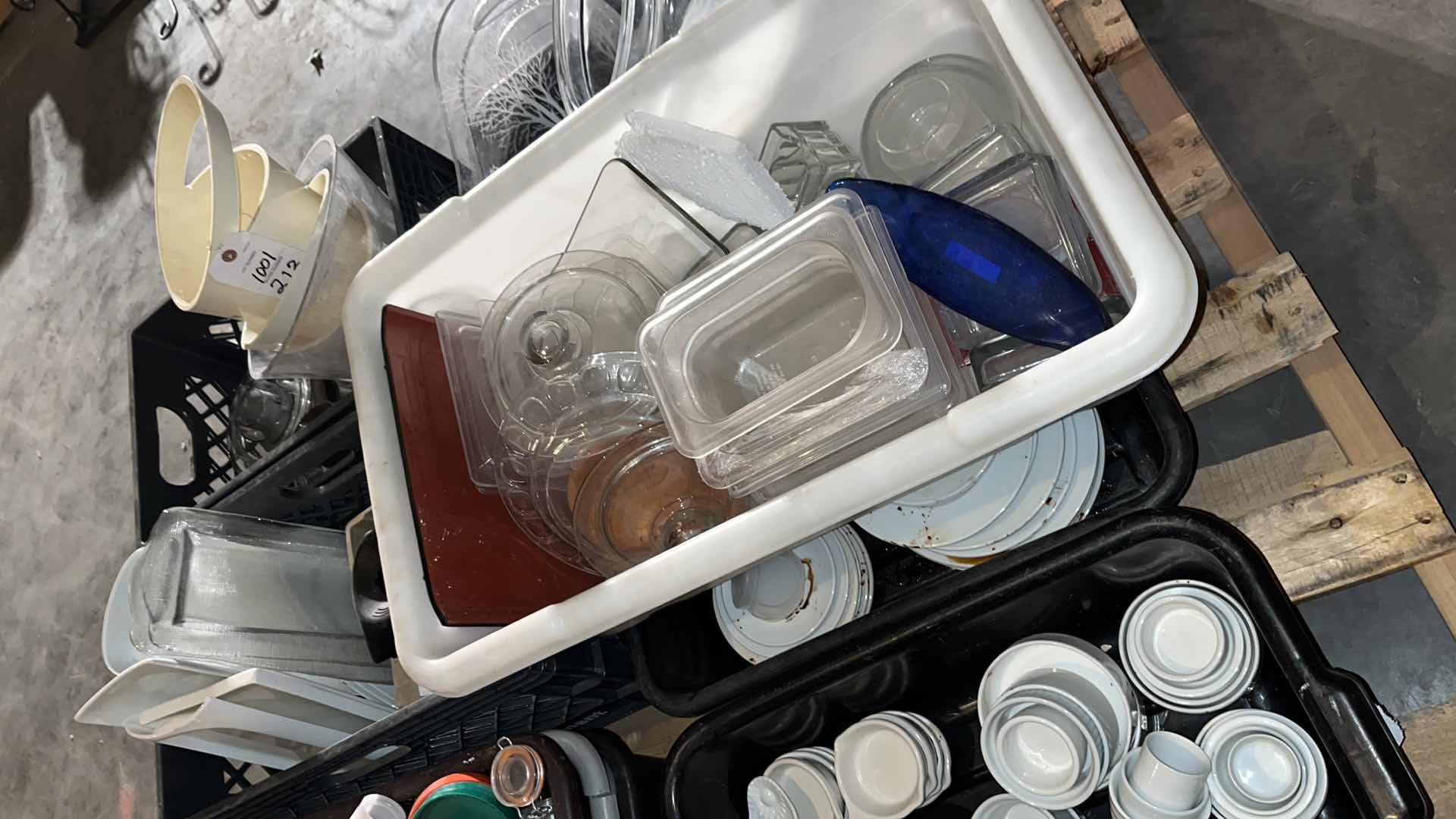 Photo 4 of RESTAURANT DISHES, CONTAINERS  W CRATES AND TUBS ON PALLET