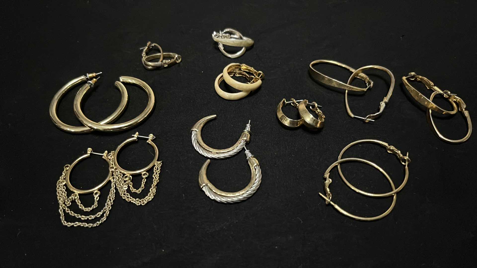 Photo 3 of FAUX GOLD JEWELRY, NECKLACE, EARRINGS, HOOPS