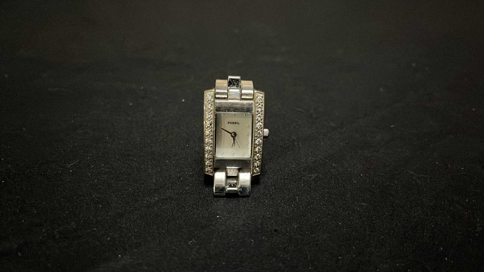 Photo 2 of WOMENS FOSSIL WATCH