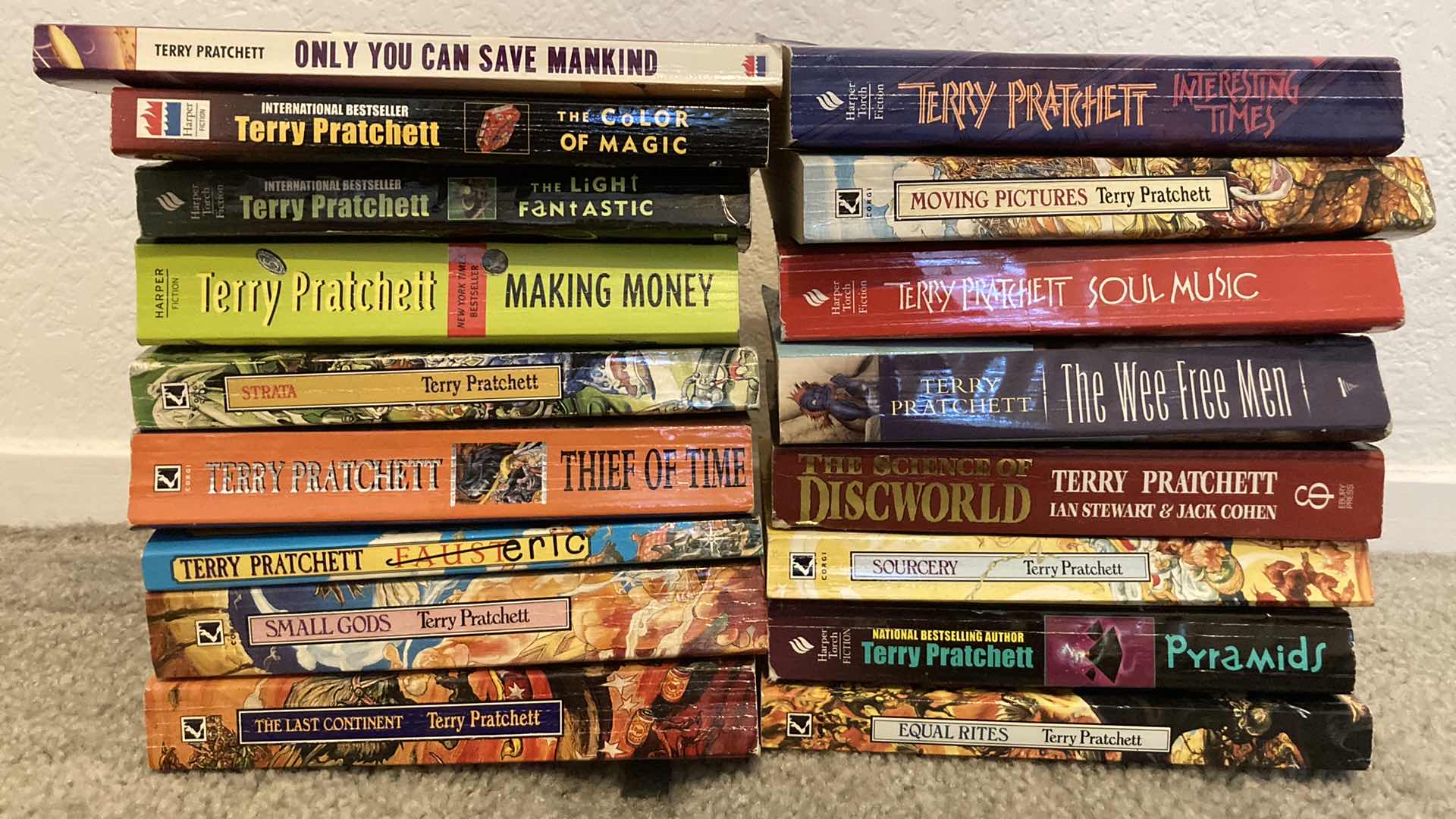 Photo 1 of TERRY PRATCHETT FANTASY PAPERBACK BOOK COLLECTION (17)