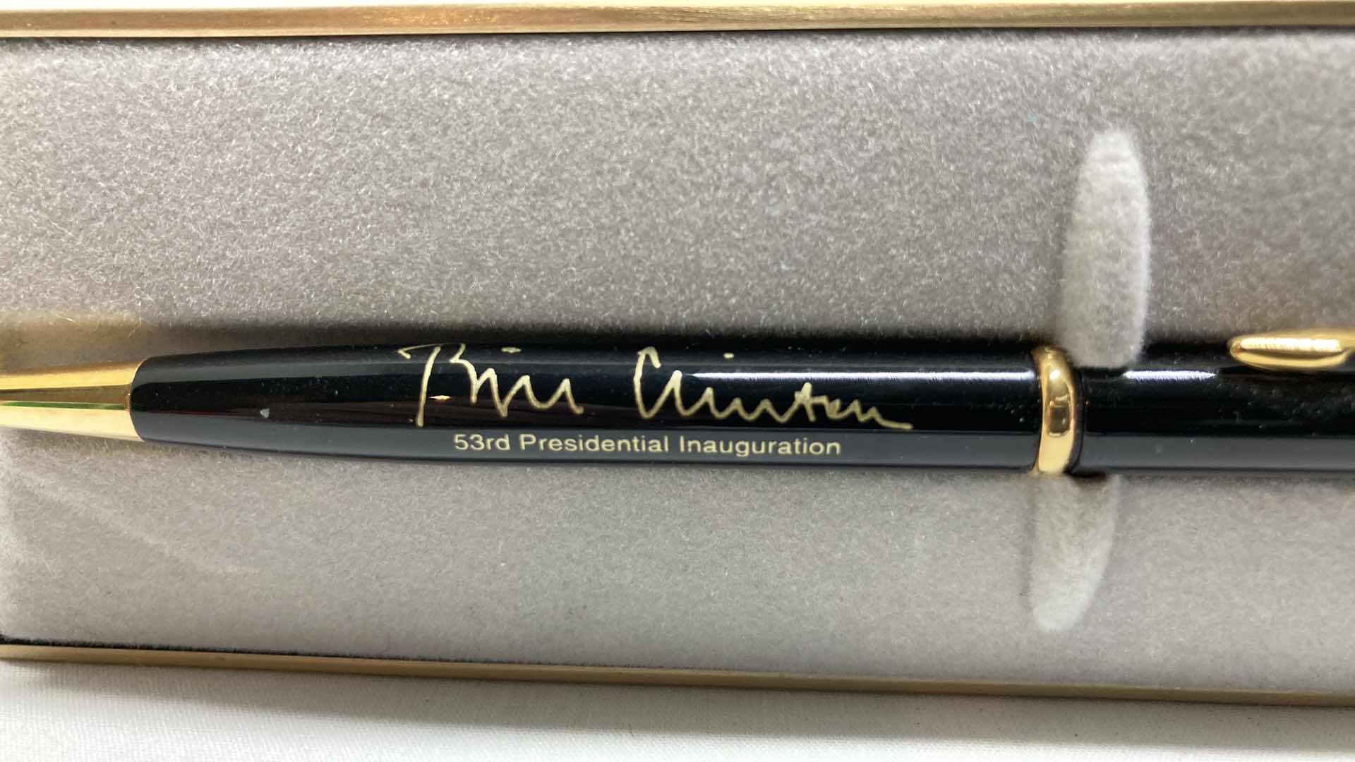 Photo 3 of PARKER INSIGNIA BILL CLINTON OFFICIAL 1997 53RD PRESIDENTIAL INAUGURATION PEN L47410
