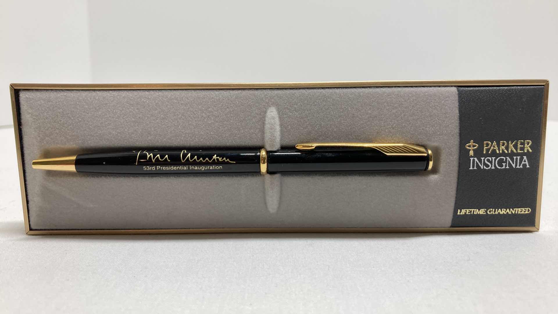 Photo 2 of PARKER INSIGNIA BILL CLINTON OFFICIAL 1997 53RD PRESIDENTIAL INAUGURATION PEN L47410