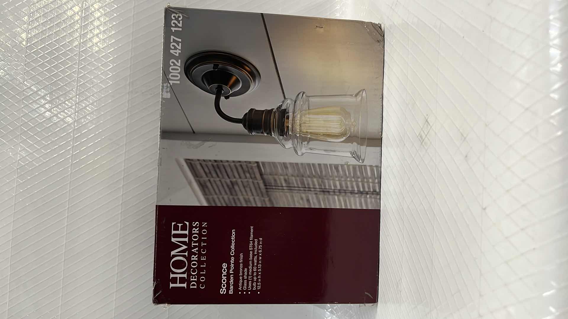 Photo 1 of NIB HOME COLLECTORS COLLECTION SCONCE IN ANTIQUE BRONZE FINISH W GLASS SHADE, BARDEN POINTE COLLECTION (#1002 427 123)