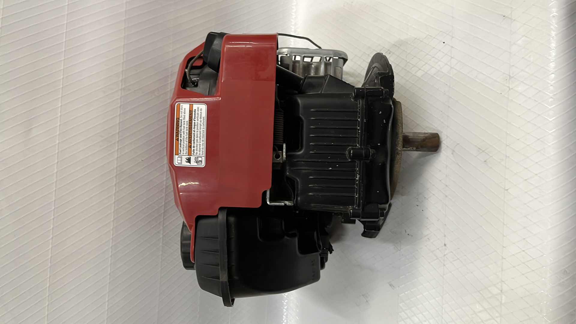 Photo 4 of BRIGGS & STRATTON TORO 7.25 GT VERTICAL SHAFT REPLACEMENT ENGINE W MOW & STOW TECHNOLOGY (104M020131F1)