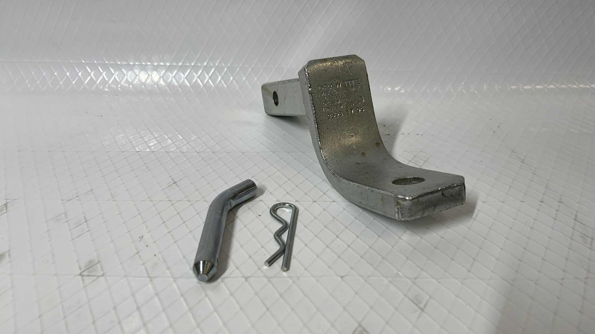 Photo 1 of DRAW-TITE ZINC DRAWBAR KIT, GROSS WT 2000LB TONGUE WT 200LB (3593)