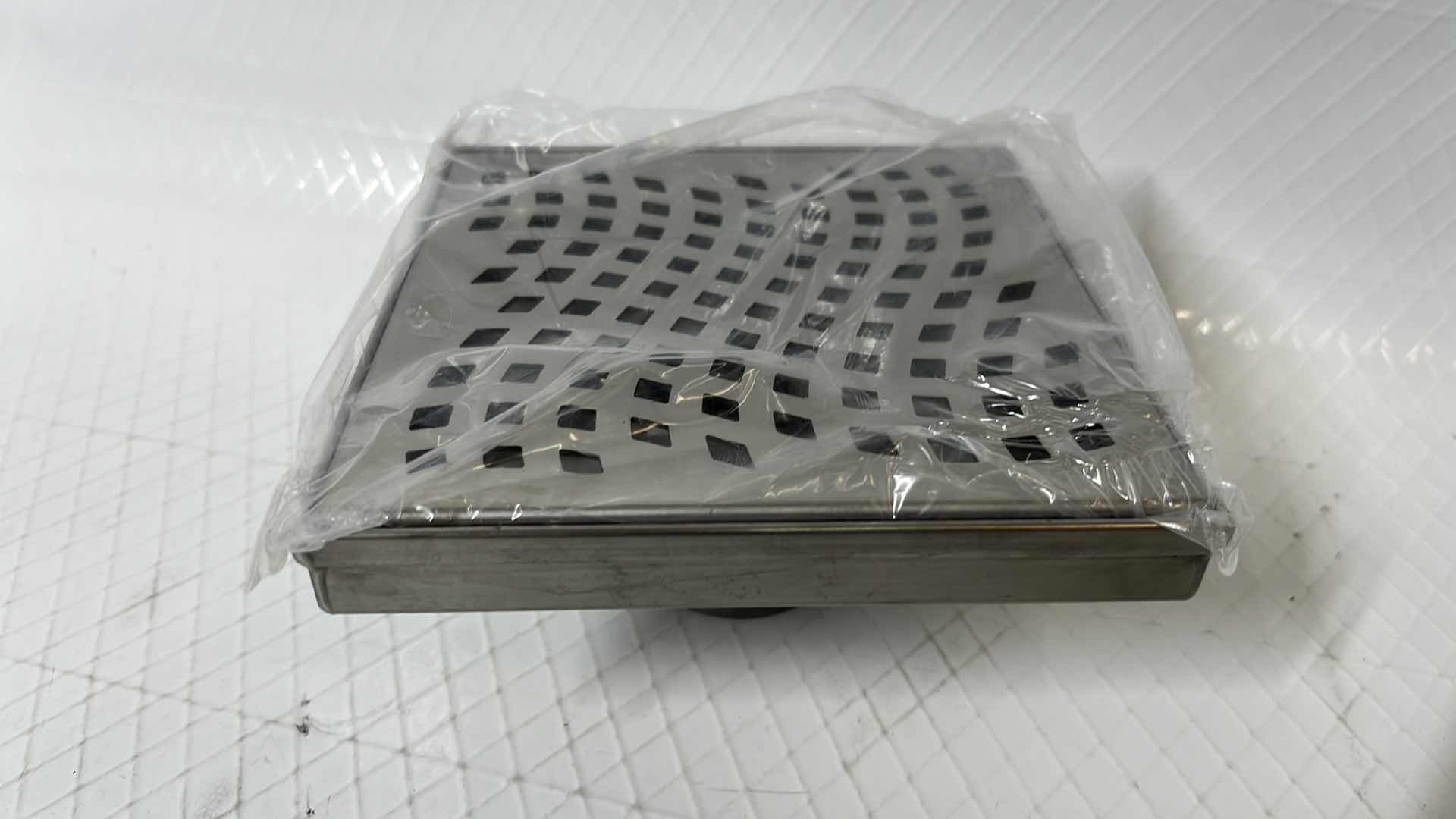 Photo 4 of NEW OATEY DESIGNLINE 6” x 6”WAVE PATTERN GRATE DRAIN KIT