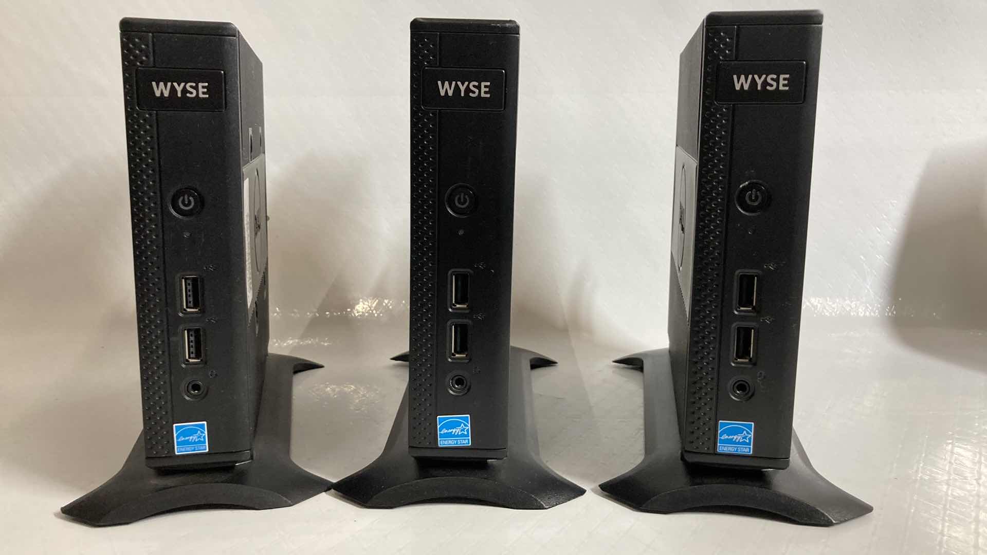 Photo 1 of DELL WYSE AMD G-T48E DUAL CORE 1.40GHz 8GB FLASH 2GB RAM THIN CLIENT MODEL Dx0D (3)