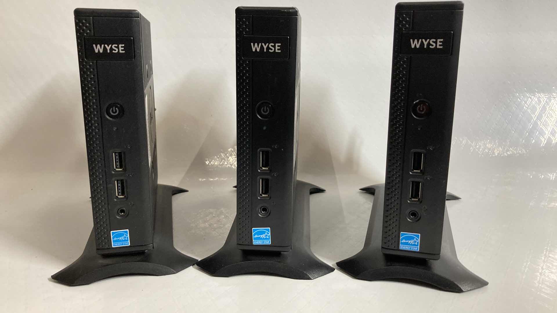 Photo 1 of DELL WYSE AMD G-T48E DUAL CORE 1.40GHz 8GB FLASH 2GB RAM THIN CLIENT MODEL Dx0D (3)