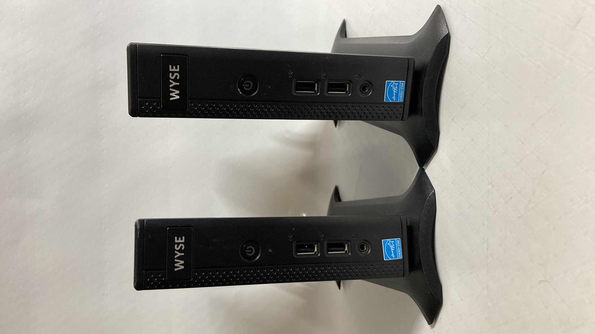 Photo 1 of DELL WYSE AMD G-T48E DUAL CORE 1.40GHz 8GB FLASH 2GB RAM THIN CLIENT MODEL Dx0D (2)