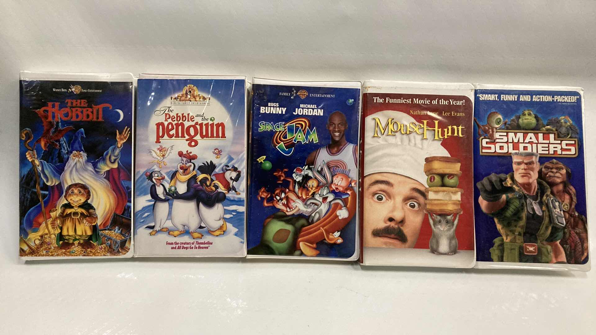 Photo 1 of DISNEY VHS MOVIE CLASSICS (5)