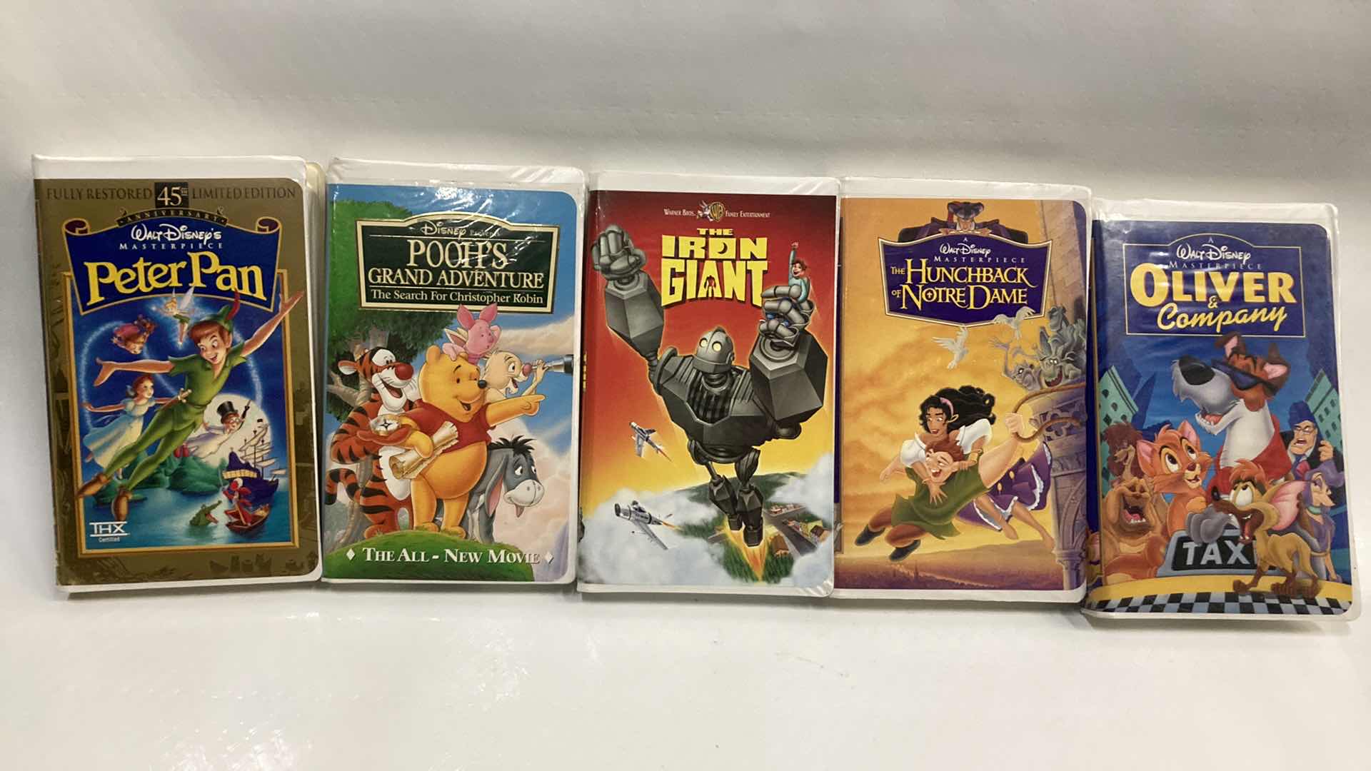 Photo 1 of DISNEY VHS MOVIE CLASSICS (5)