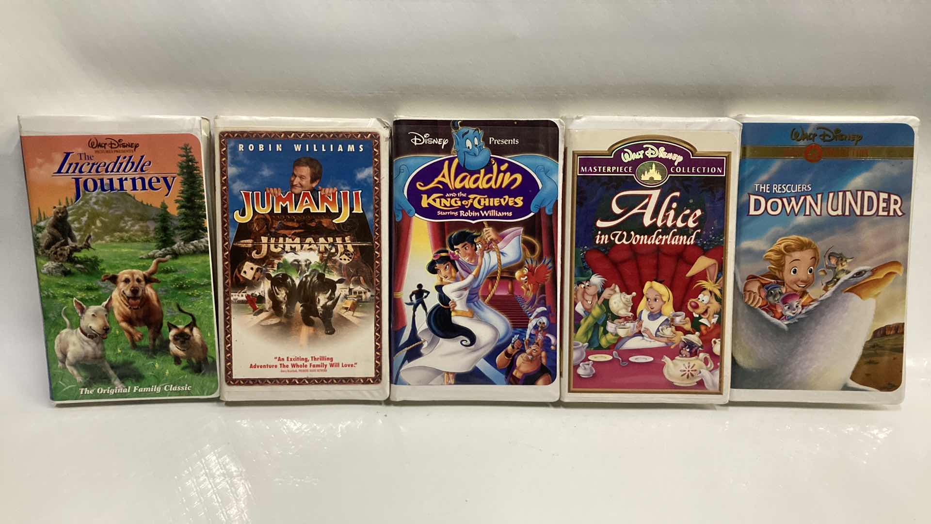 Photo 1 of DISNEY VHS MOVIE CLASSICS (5)