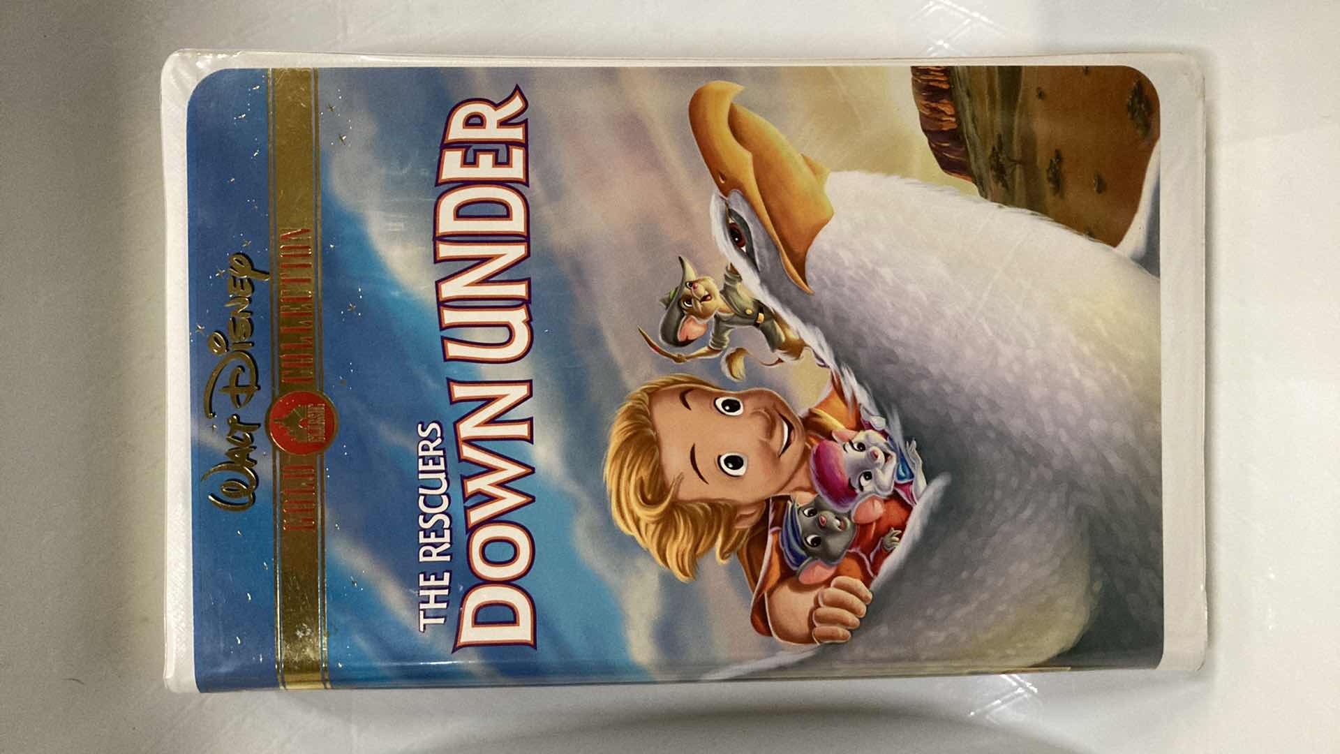 Photo 7 of DISNEY VHS MOVIE CLASSICS (5)