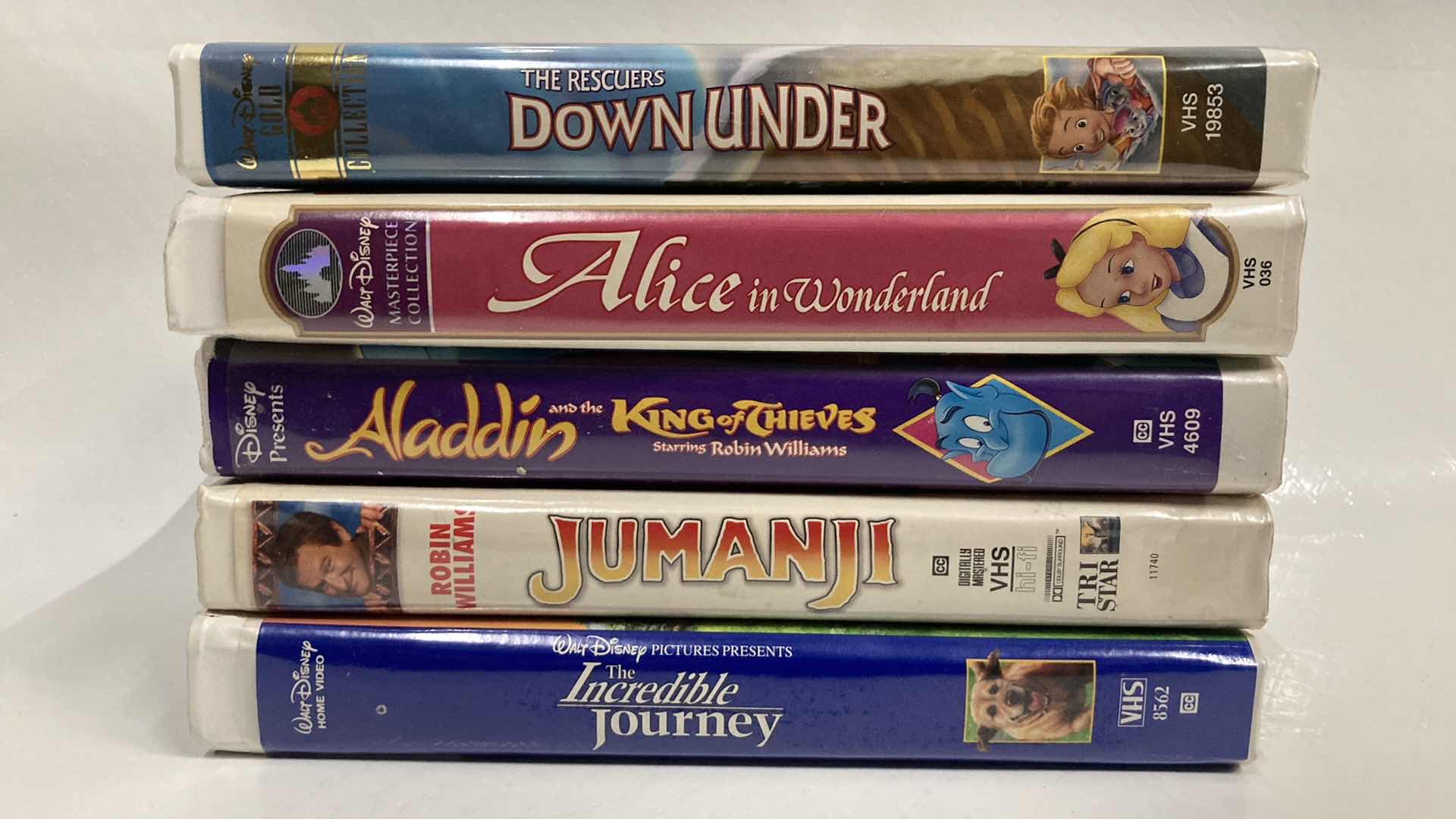 Photo 8 of DISNEY VHS MOVIE CLASSICS (5)