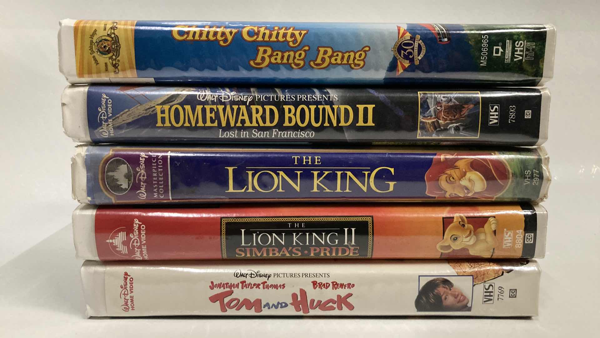 Photo 8 of DISNEY VHS MOVIE CLASSICS (5)