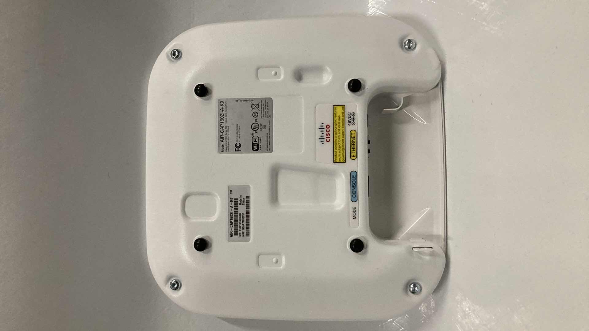 Photo 2 of CISCO AIRONET 1600 SERIES 300mbps DUAL BAND ACCESS POINT MODEL AIR-CAP16021-A-K9 (2)