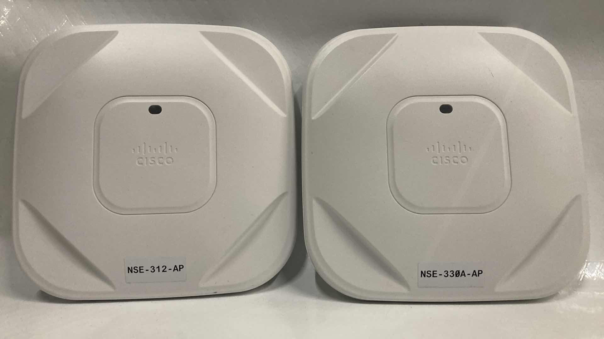 Photo 1 of CISCO AIRONET 1600 SERIES 300mbps DUAL BAND ACCESS POINT MODEL AIR-CAP16021-A-K9 (2)