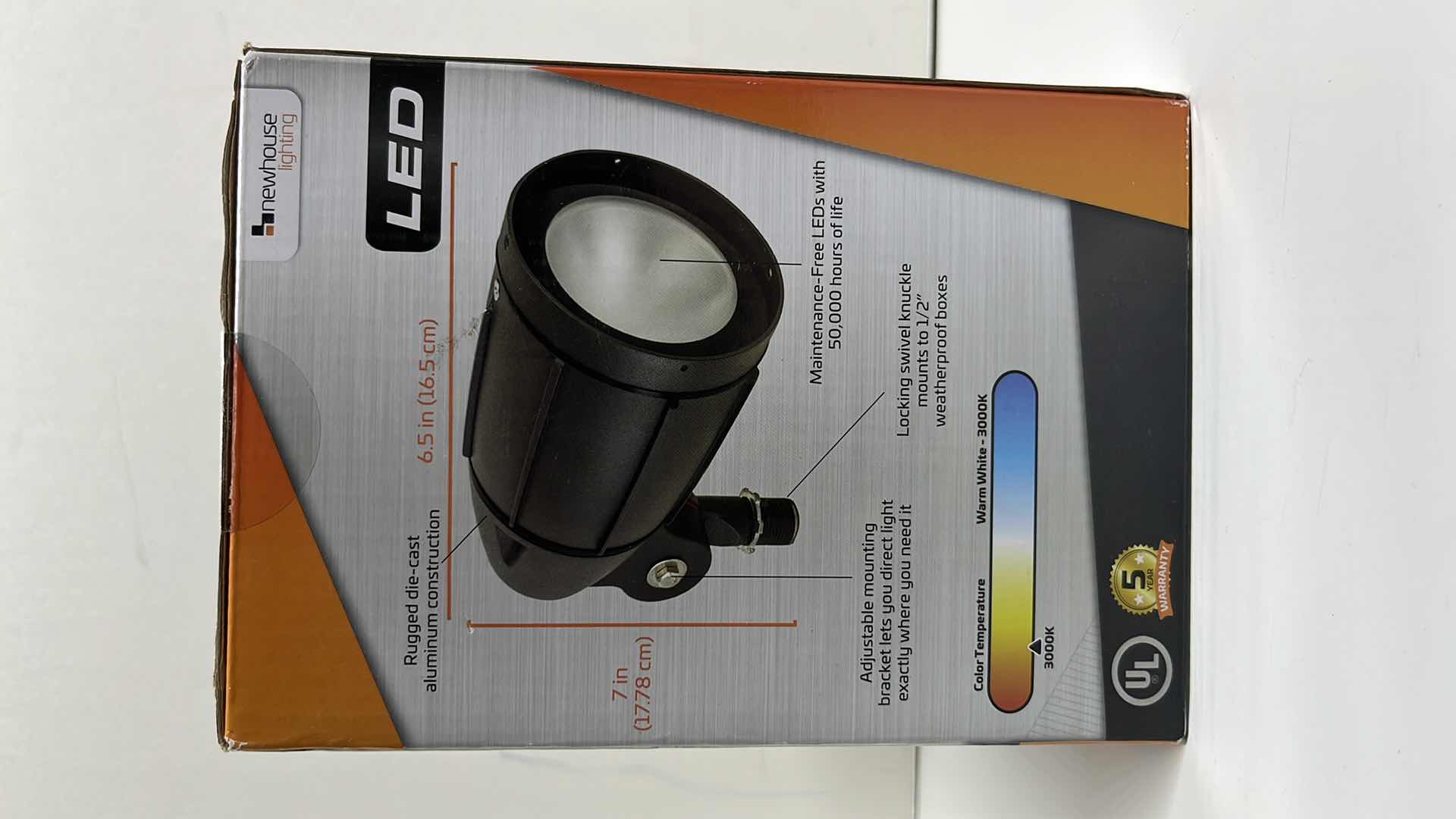 Photo 3 of NEW NEWHOUSE LIGHTING OUTDOOR LED WEATHERPROOF BULLET BRONZE FINISH FLOOD LIGHT 12 WATT 1205 LUMENS  BLF12BRZ