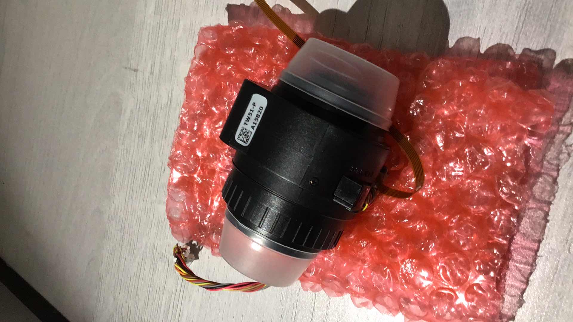 Photo 2 of NEW THEIA TECHNOLOGIES CS-MOUNT 4-10MM F/1.4 4K MOTORIZED VARIFOCAL LENS MODEL TL410P