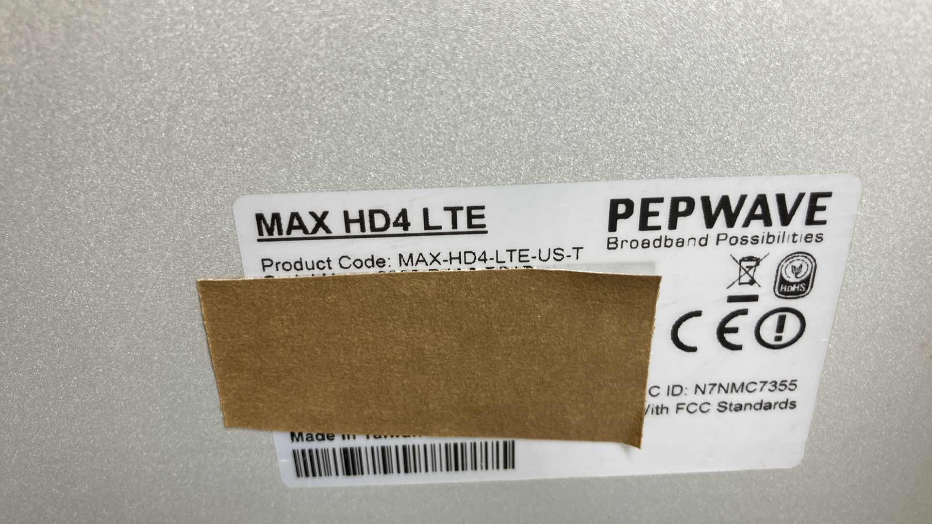 Photo 6 of $6000 PEPWAVE MAX CELLAR ROUTER MODEL MAX-HD4-LTE-US-T W GPS ANTENNA & PEPLINK ANTENNAS