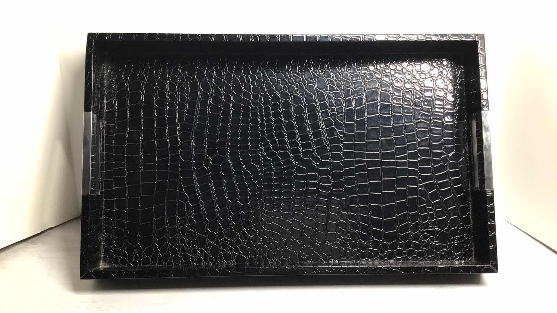 Photo 2 of ALLIGATOR SKIN SERVING TRAY 20” X 12”