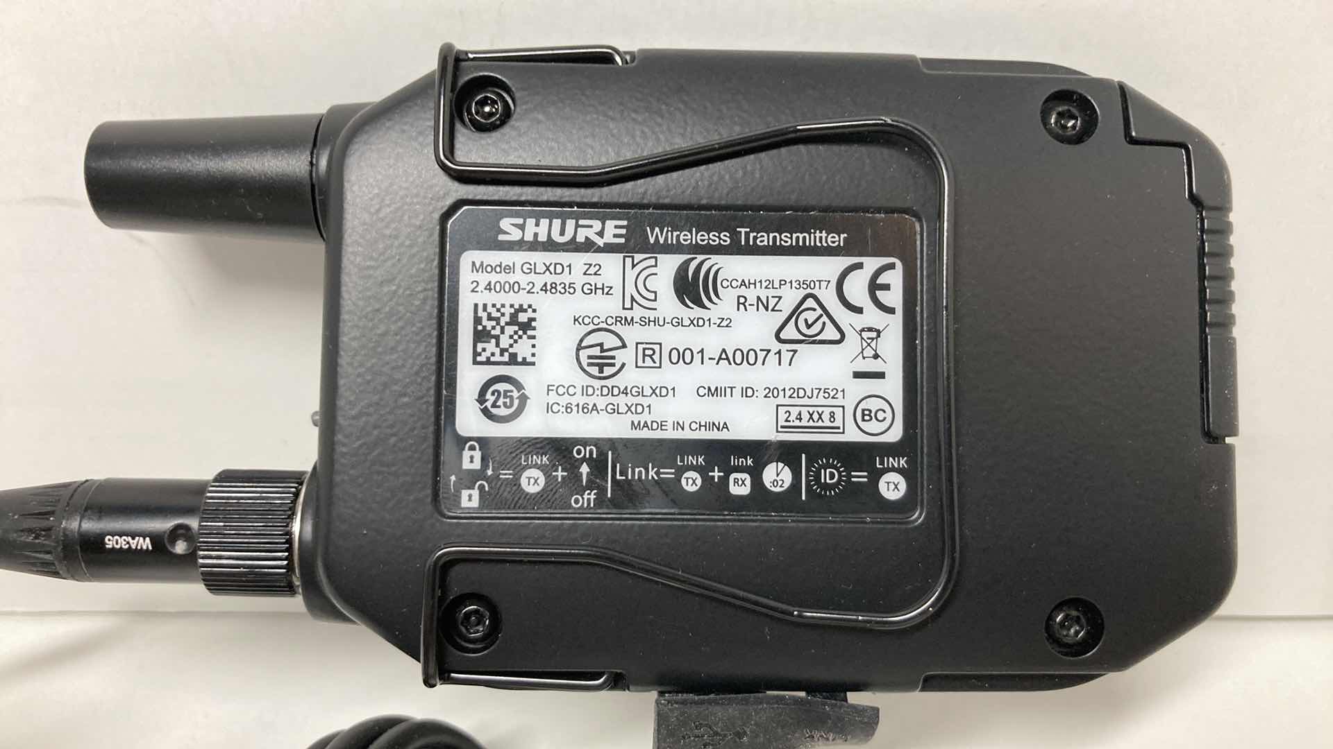 Photo 6 of SHURE GUITAR PEDAL WIRELESS SYSTEM & SHURE DIGITAL WIRELESS BODYPACK TRANSMITTER MODEL GLXD16 Z2 W S AUDIO PRO SPEAKER CABLE