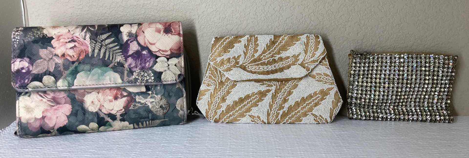 Photo 1 of VINTAGE FLORAL WALLET & BEADED PALM LEAF COIN PURSE W JEWELED COIN BAG