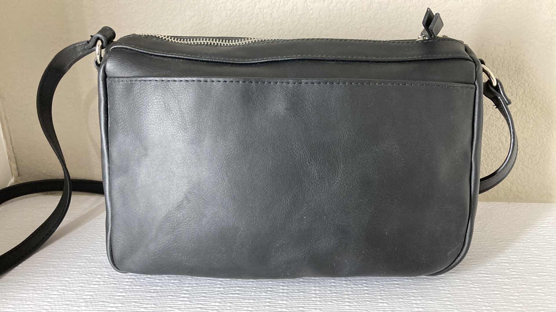 Photo 4 of JONES NEW YORK SIGNATURE BLACK LEATHER HANDBAG