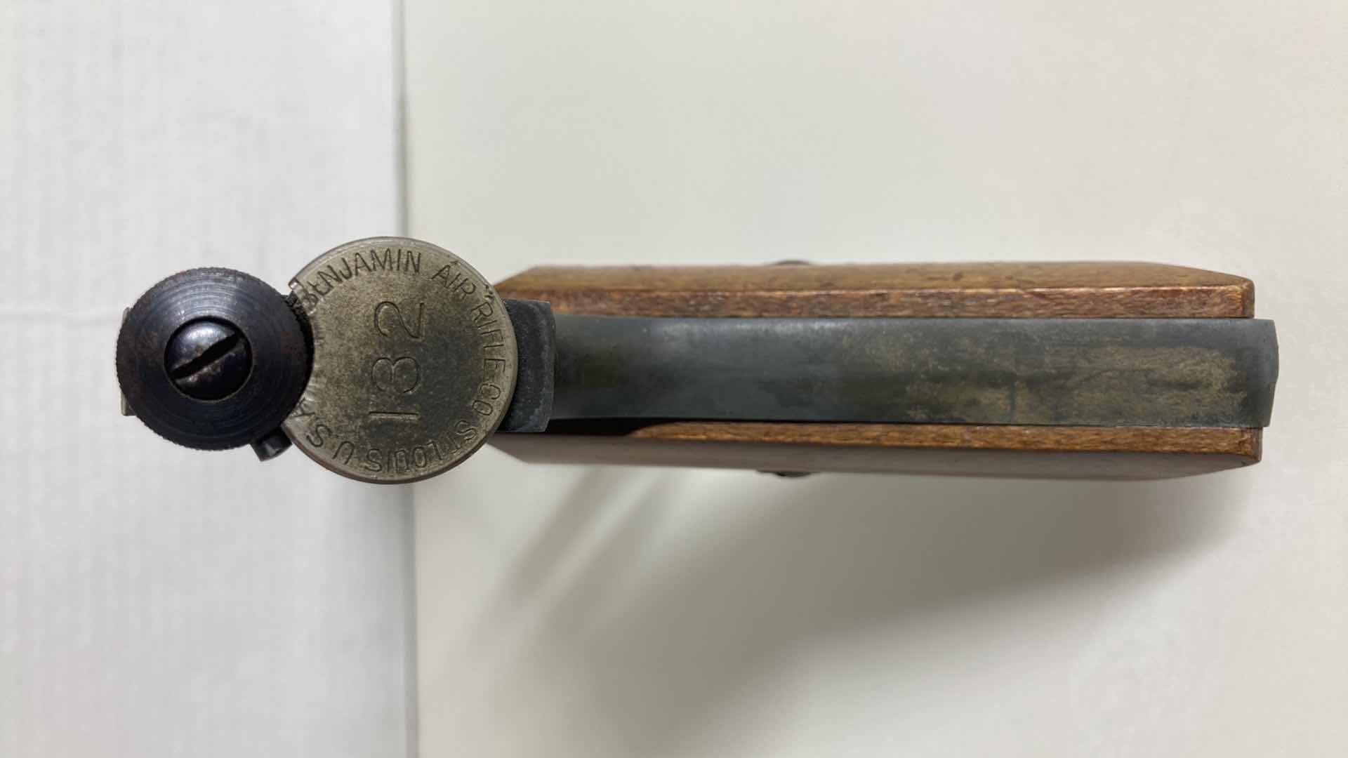 Photo 3 of BENJAMIN FRANKLIN 132 PELLET AIR RIFLE/PISTOL