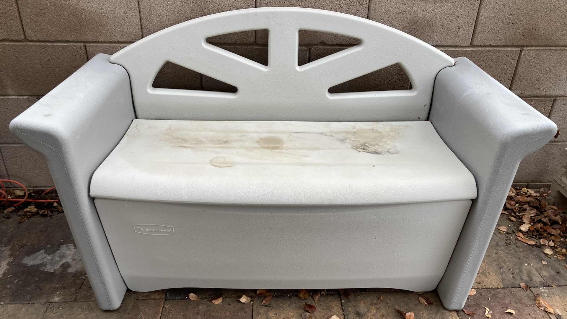 Photo 1 of RUBBERMAID OUTDOOR STORAGE BENCH 53” X 24” H31”