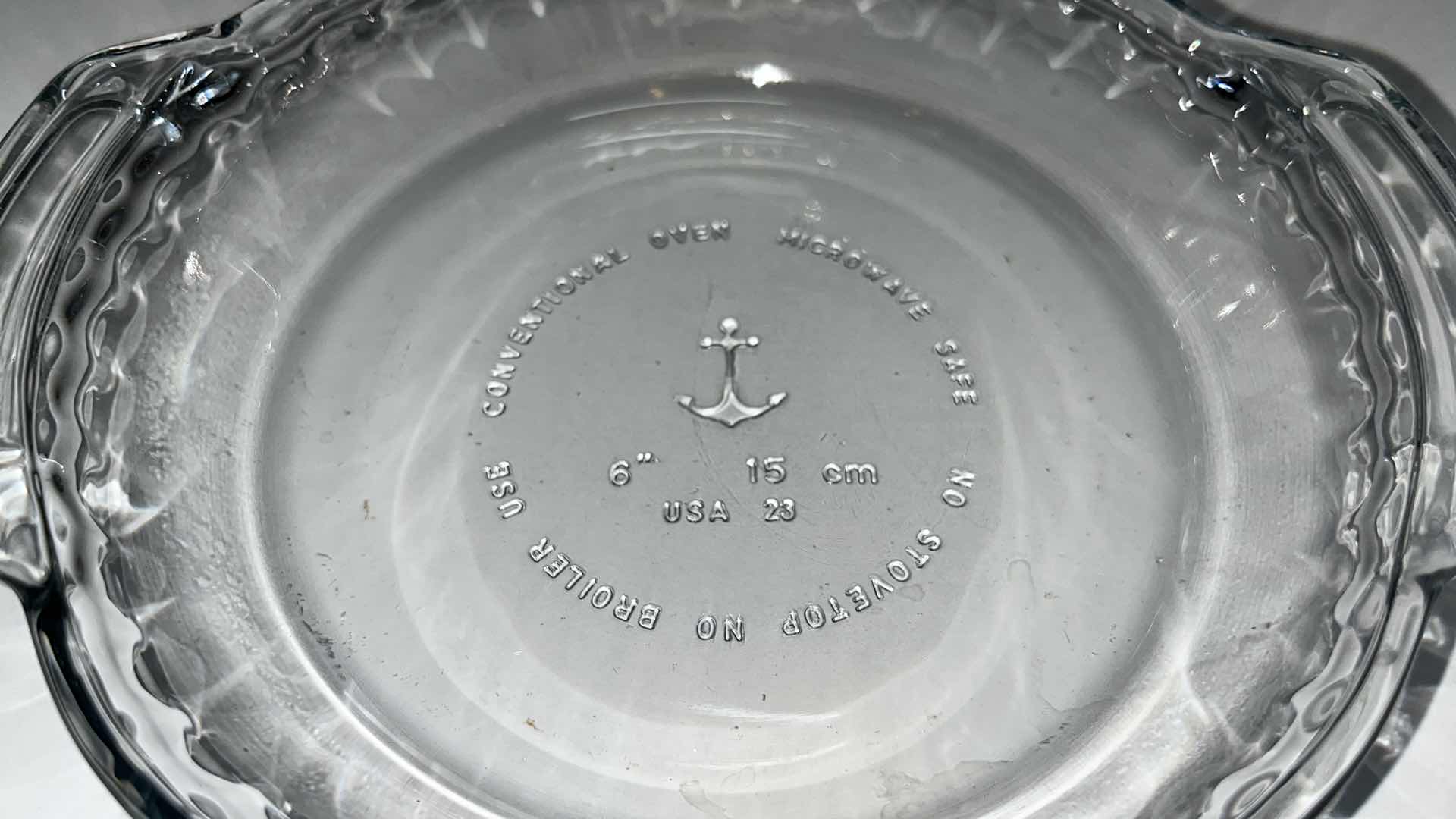 Photo 3 of ANCHOR HOCKING 6” CLEAR GLASS OVEN/MICROWAVE SAFE BOWLS (4)